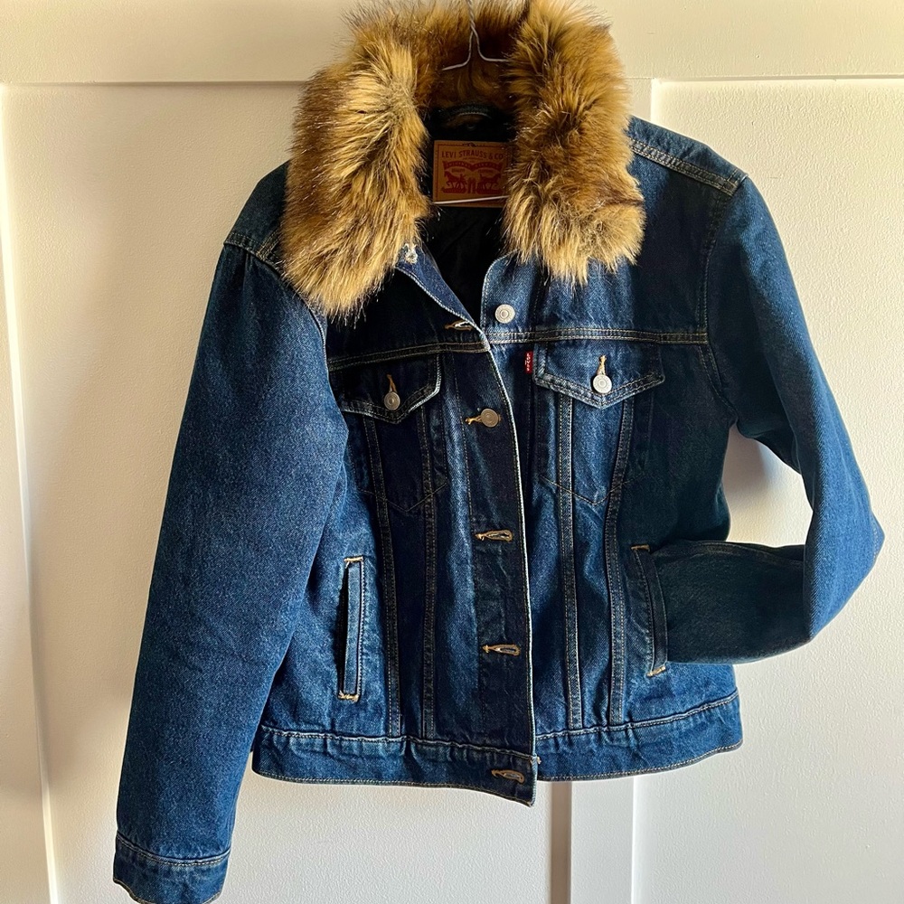 Levi's Dark Blue Jacket with Brown Faux Fur Collar